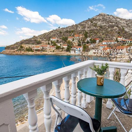 Cozy Apartment In Starigrad With House Sea View Dış mekan fotoğraf