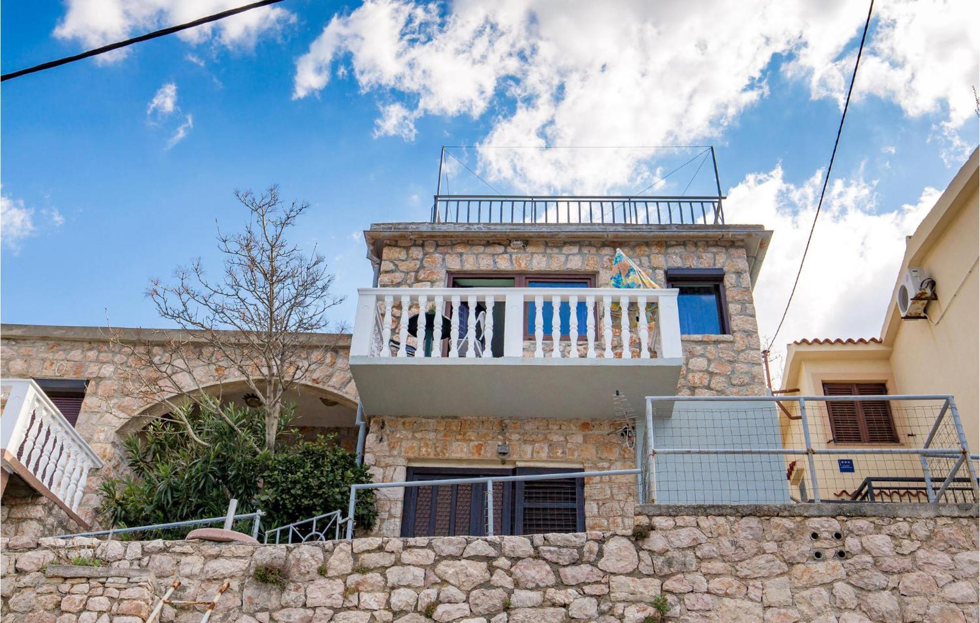 Cozy Apartment In Starigrad With House Sea View Dış mekan fotoğraf